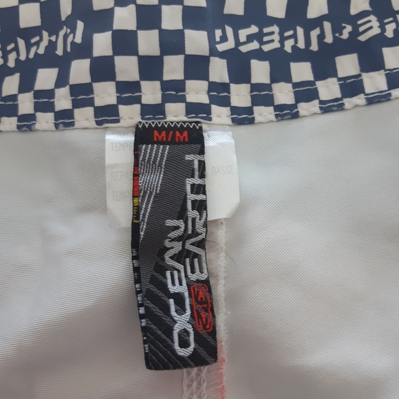 Ocean Earth Men's Trunk Short Size M color block look new. Condition is Pre-owne - Picture 5 of 9